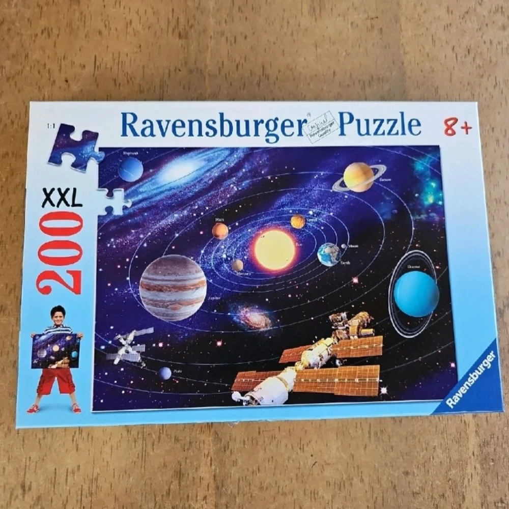 Ravensburger Puzzle Space The Solar System 200 XXL Pieces 100% Complete 12 796 2